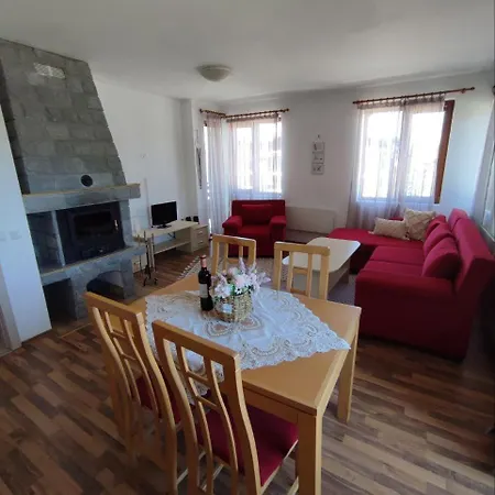 Private In Pirin Heights Apartament