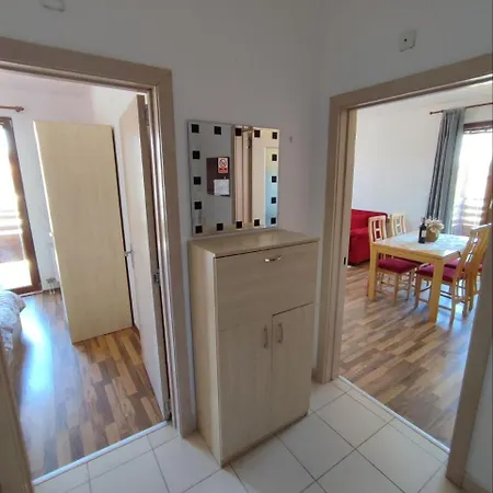 Private In Pirin Heights Apartman *